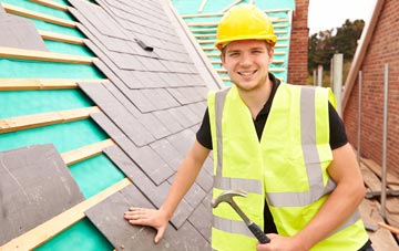 find trusted Llaithddu roofers in Powys
