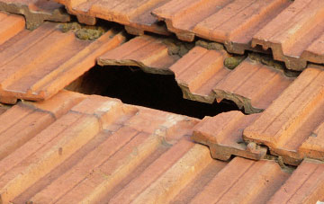 roof repair Llaithddu, Powys